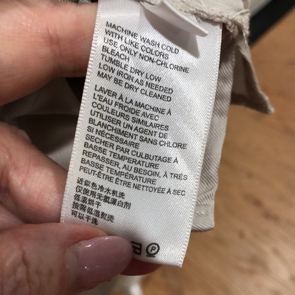 Urban Outfitters Callie cropped blouse with lace and long sleeves. Beige. Size S - Picture 9 of 11